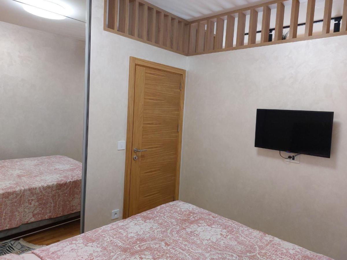 Becici Stan Apartment